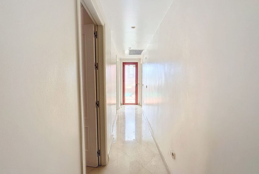 R4722295-Apartment-For-Sale-Estepona-Middle-Floor-3-Beds-172-Built-16
