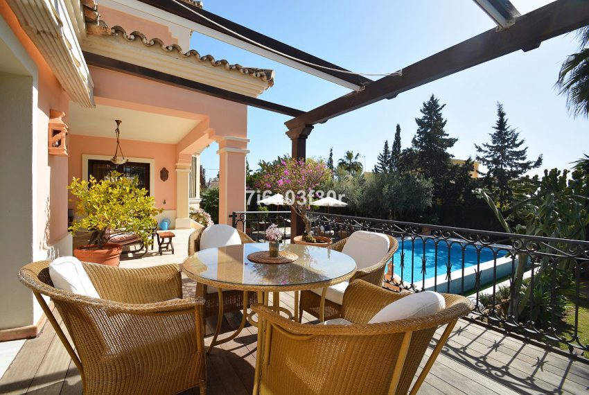 R2607917-Villa-For-Sale-Nueva-Andalucia-Detached-5-Beds-600-Built-17