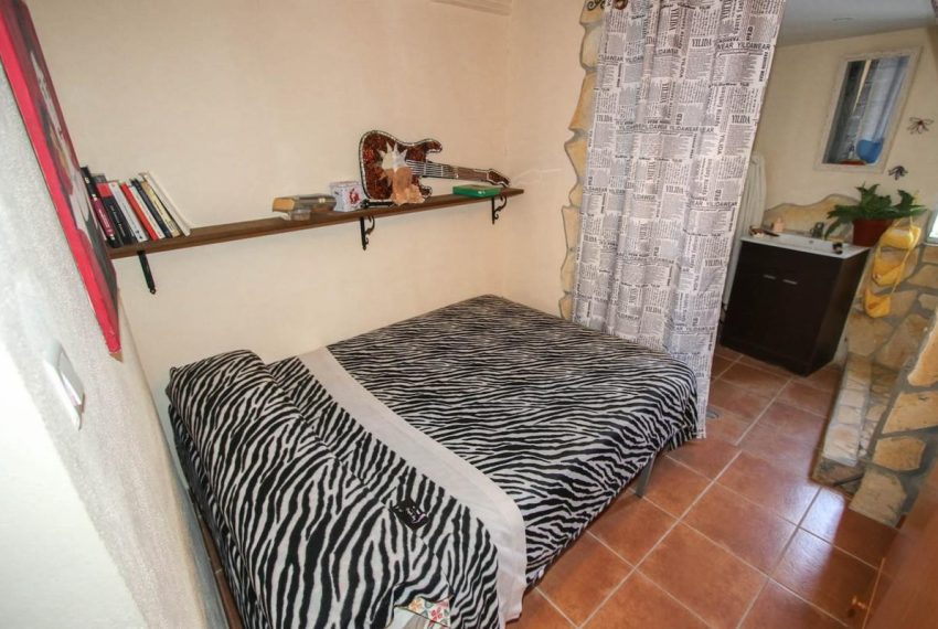 R2755061-Townhouse-For-Sale-Guaro-Terraced-1-Beds-110-Built-14
