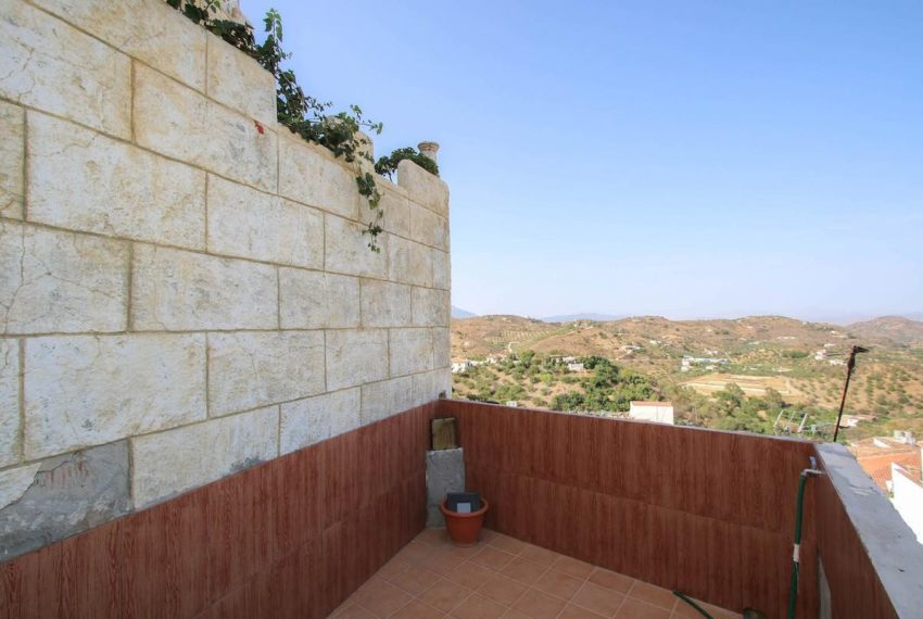 R2755061-Townhouse-For-Sale-Guaro-Terraced-1-Beds-110-Built-18