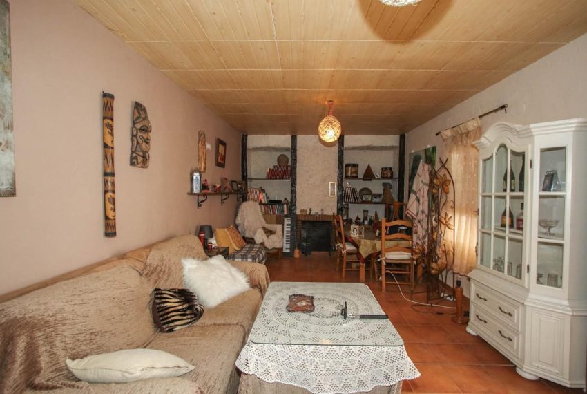 R2755061-Townhouse-For-Sale-Guaro-Terraced-1-Beds-110-Built-4