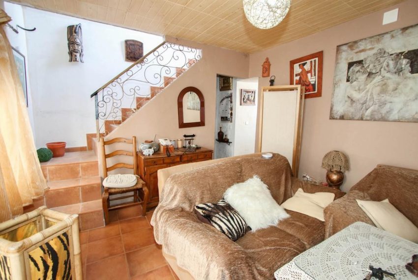 R2755061-Townhouse-For-Sale-Guaro-Terraced-1-Beds-110-Built-6