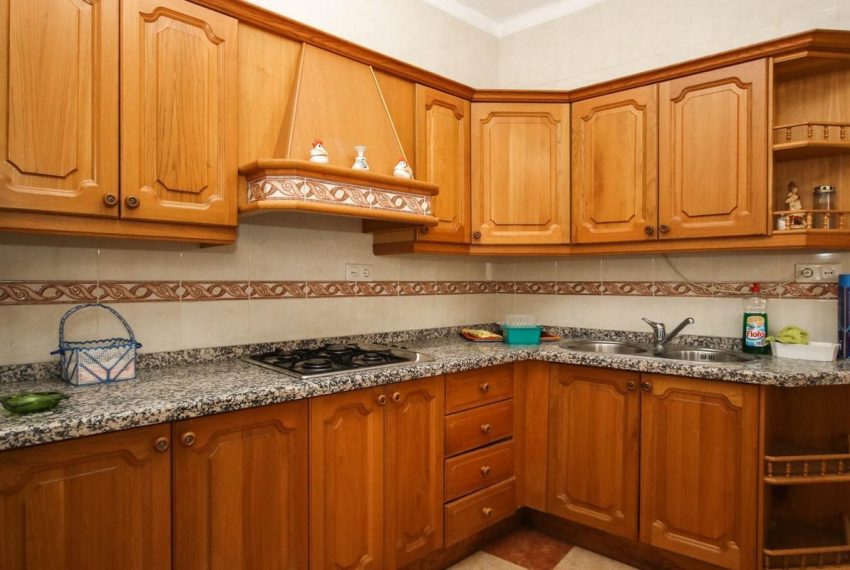 R3845677-Townhouse-For-Sale-Guaro-Terraced-4-Beds-165-Built-8