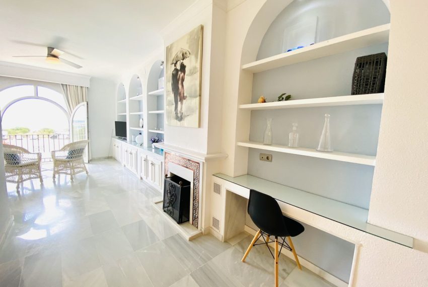 R4306012-Townhouse-For-Sale-Estepona-Terraced-5-Beds-240-Built-13
