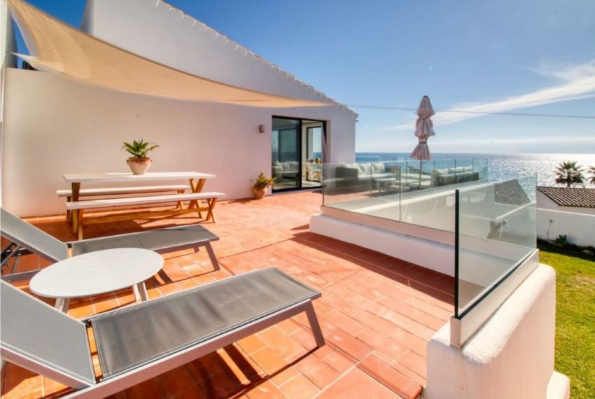 R4763338-Villa-For-Sale-Estepona-Detached-3-Beds-165-Built-1