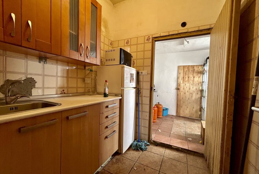 R4780432-Villa-For-Sale-Estepona-Detached-6-Beds-251-Built-17