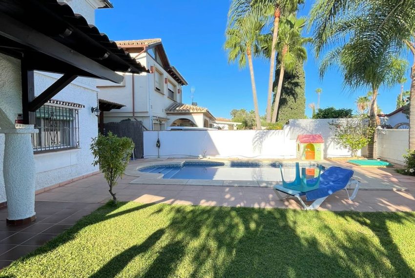 R4832035-Villa-For-Sale-Costalita-Detached-5-Beds-231-Built-2