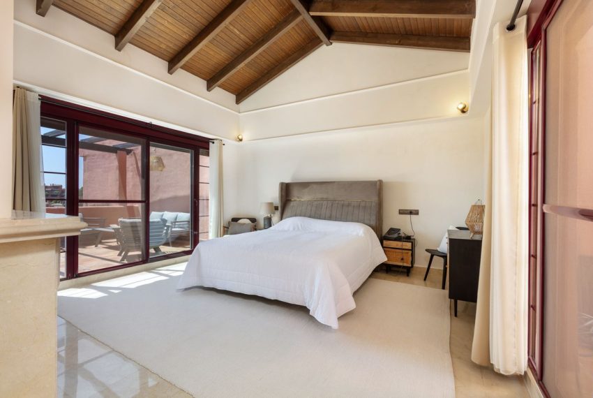 R4833994-Apartment-For-Sale-La-Mairena-Penthouse-Duplex-3-Beds-245-Built-5