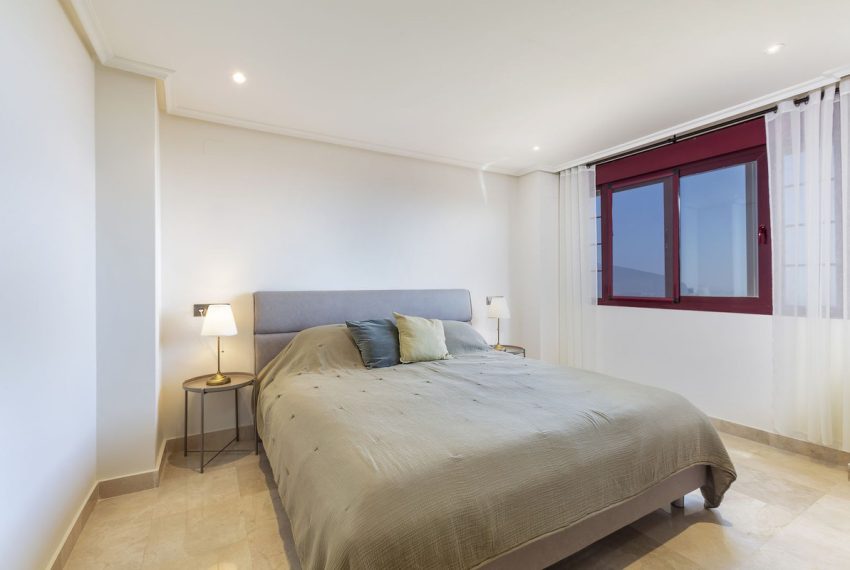 R4833994-Apartment-For-Sale-La-Mairena-Penthouse-Duplex-3-Beds-245-Built-6