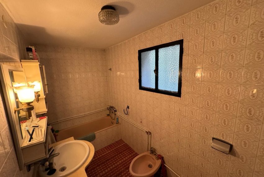 R4837621-Townhouse-For-Sale-Monda-Terraced-5-Beds-140-Built-6