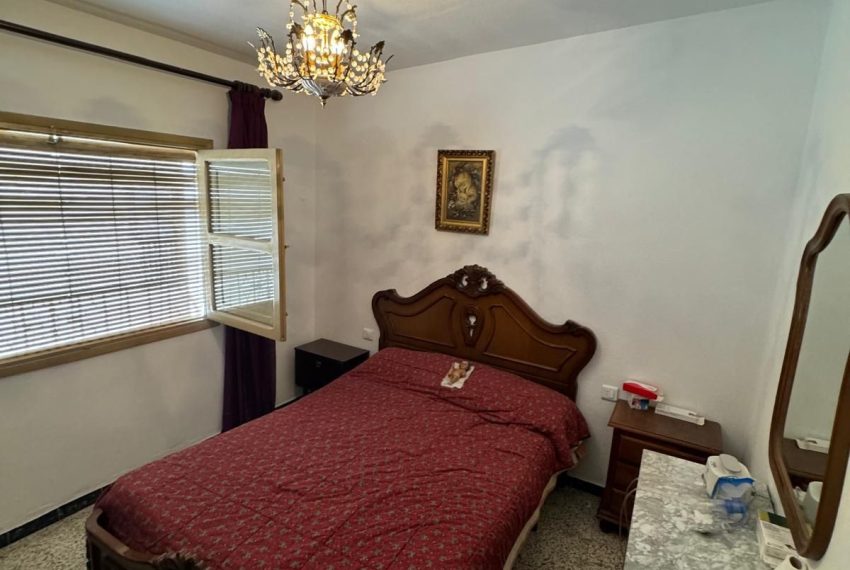 R4837621-Townhouse-For-Sale-Monda-Terraced-5-Beds-140-Built-7