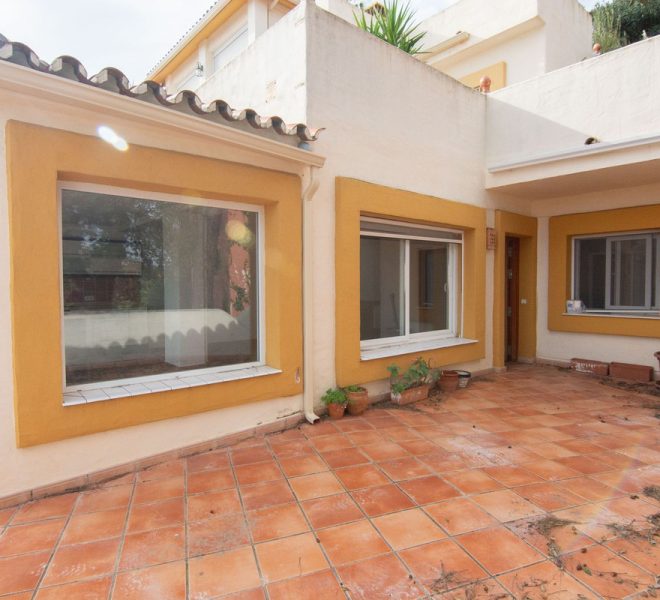 R4892605-Image 1-Middle Floor - 3 Beds - 122 Built