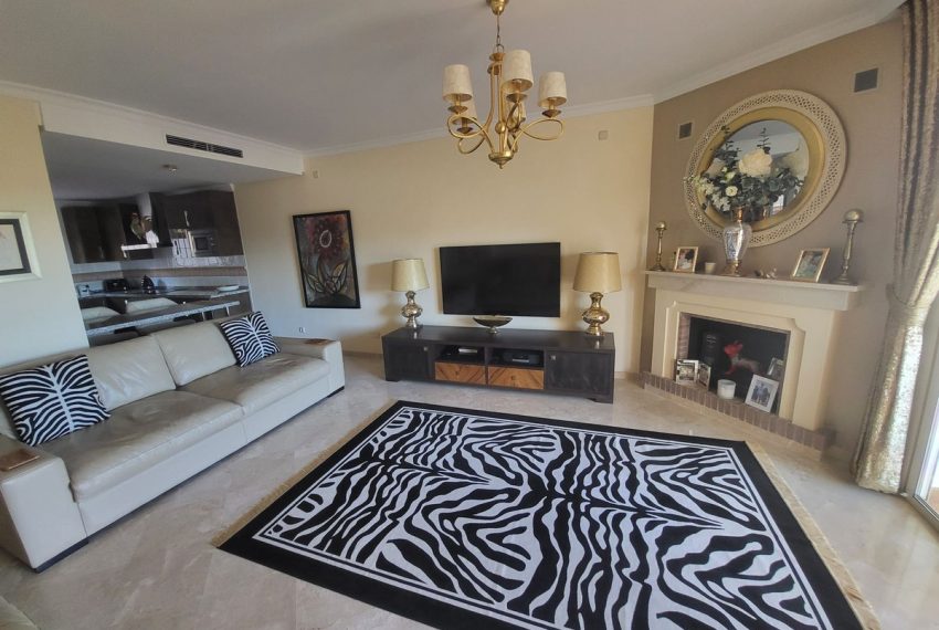 R4217206-Townhouse-For-Sale-La-Mairena-Terraced-4-Beds-199-Built-1