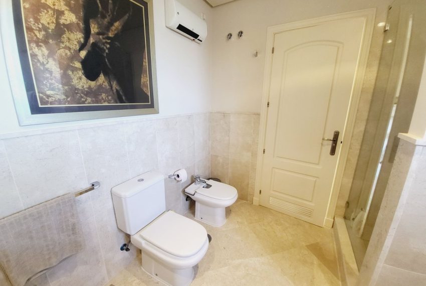 R4217206-Townhouse-For-Sale-La-Mairena-Terraced-4-Beds-199-Built-14
