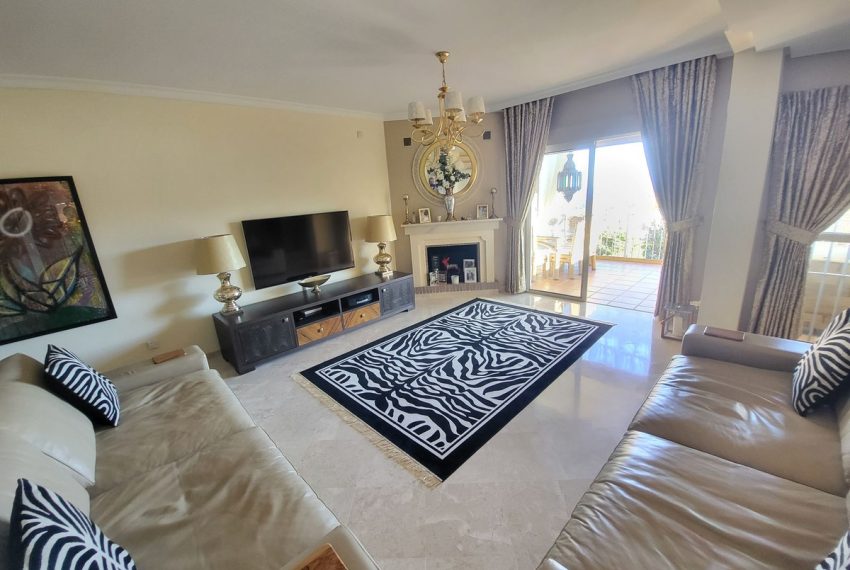 R4217206-Townhouse-For-Sale-La-Mairena-Terraced-4-Beds-199-Built-6