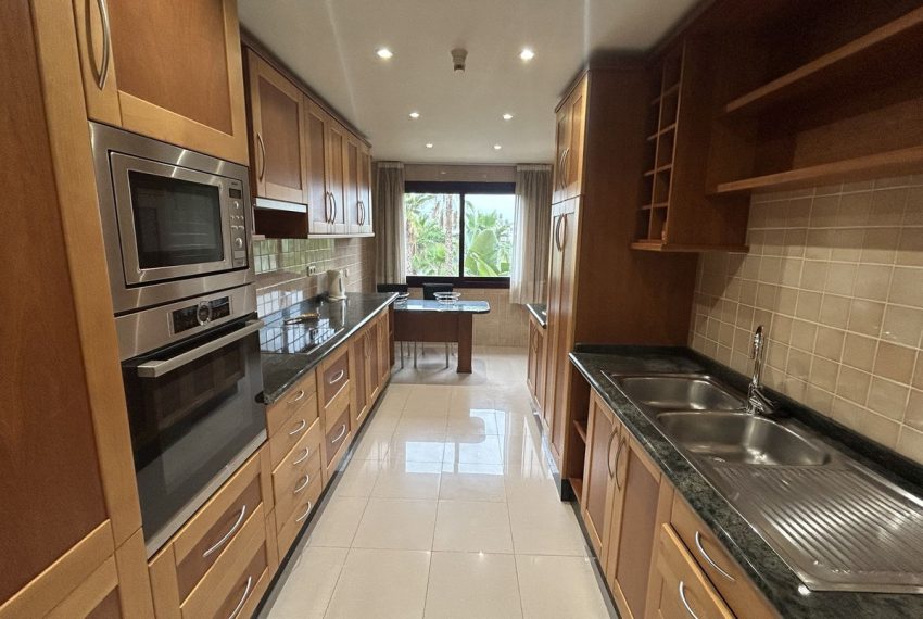 R4900102-Apartment-For-Sale-Puerto-Banus-Middle-Floor-2-Beds-150-Built-2