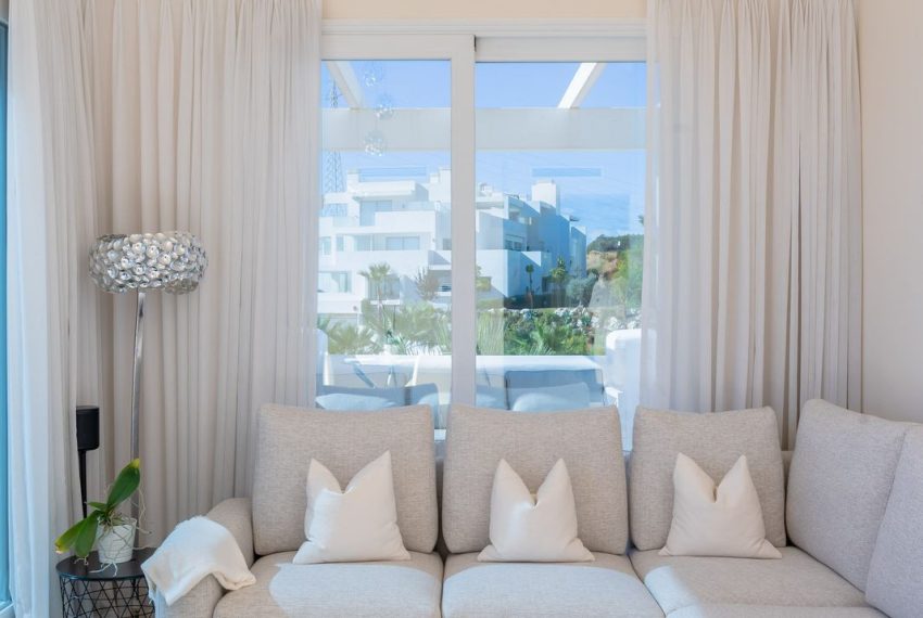 R4941199-Apartment-For-Sale-Estepona-Penthouse-2-Beds-97-Built-2