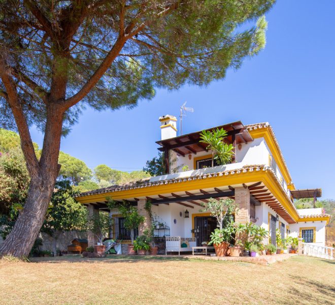 R2223614-Image 1-Detached - 4 Beds - 347 Built