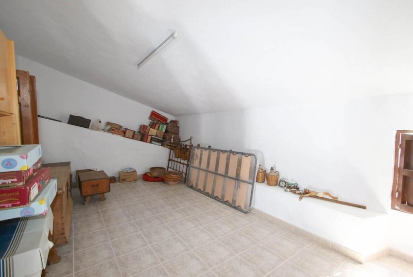 R2785172-Townhouse-For-Sale-Guaro-Terraced-7-Beds-362-Built-11