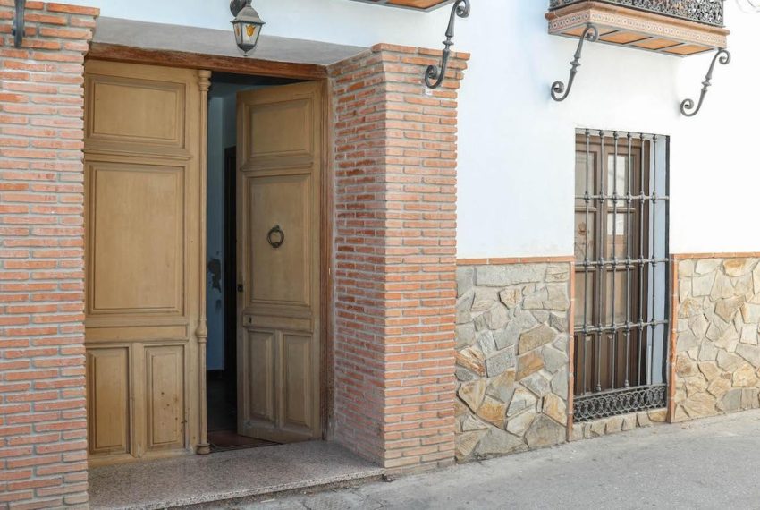 R2785172-Townhouse-For-Sale-Guaro-Terraced-7-Beds-362-Built-4