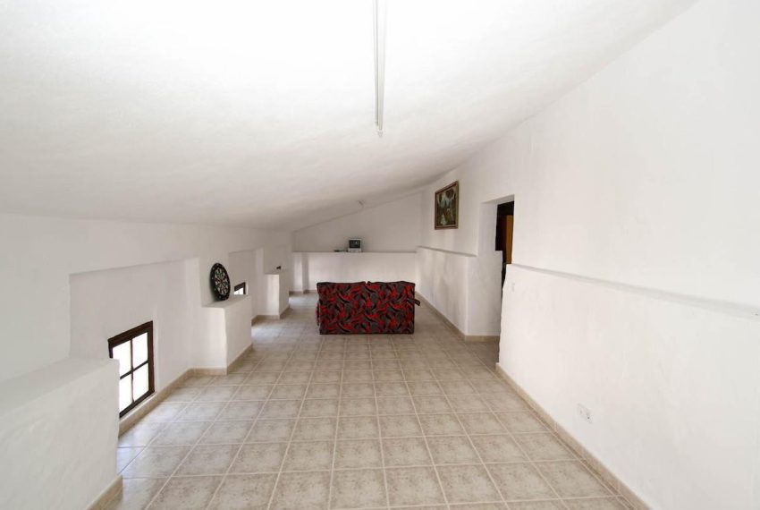 R2785172-Townhouse-For-Sale-Guaro-Terraced-7-Beds-362-Built-9