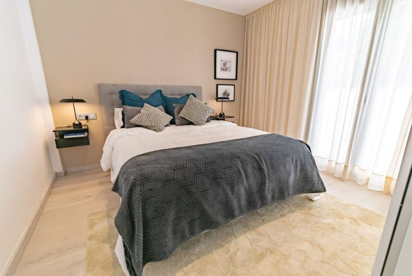 R4074745-Villa-For-Sale-Nueva-Andalucia-Detached-4-Beds-300-Built-12