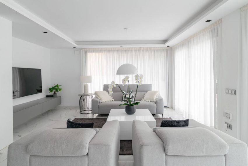 R4074745-Villa-For-Sale-Nueva-Andalucia-Detached-4-Beds-300-Built-5