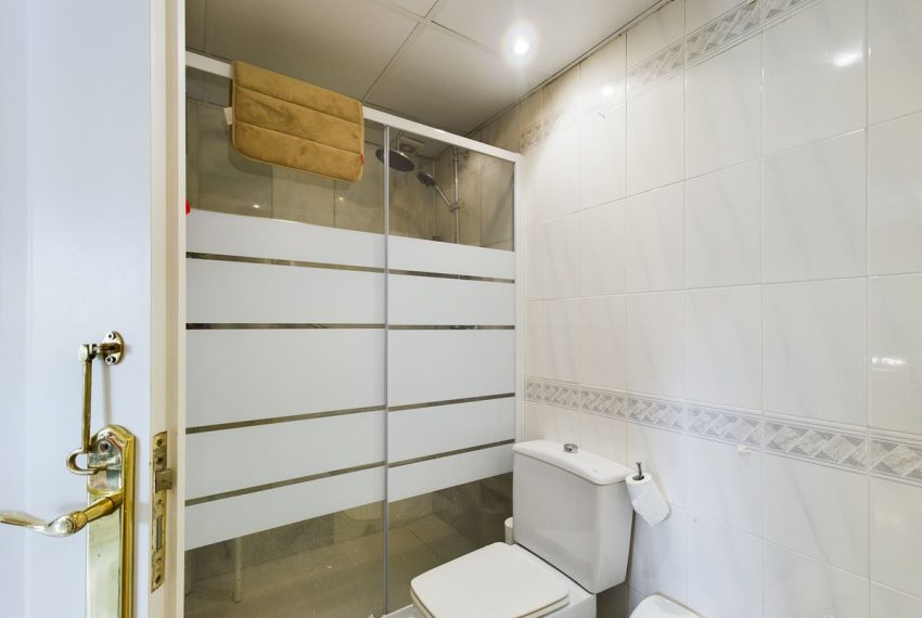 R4164577-Apartment-For-Sale-Elviria-Middle-Floor-3-Beds-130-Built-19