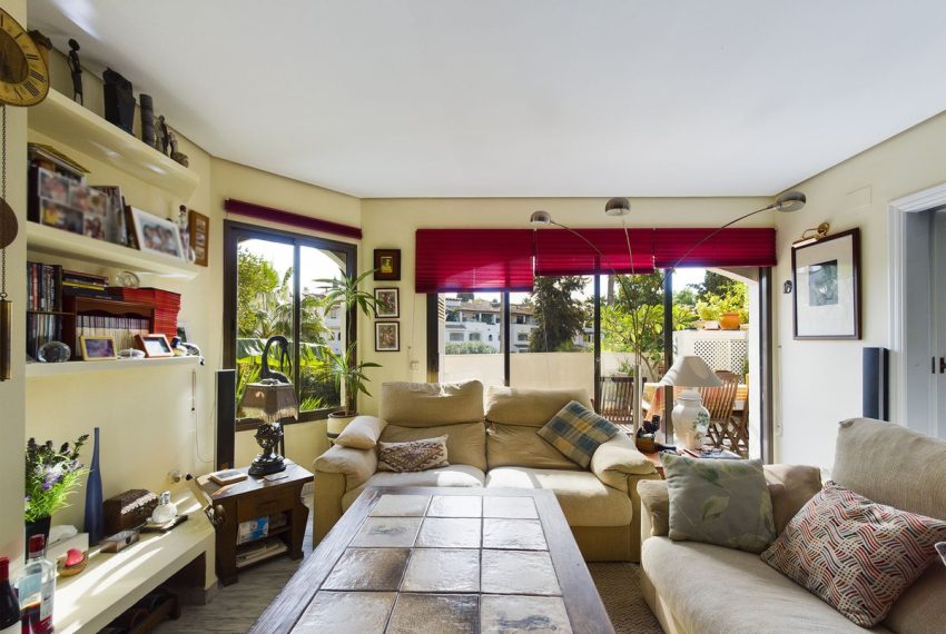 R4164577-Apartment-For-Sale-Elviria-Middle-Floor-3-Beds-130-Built-4