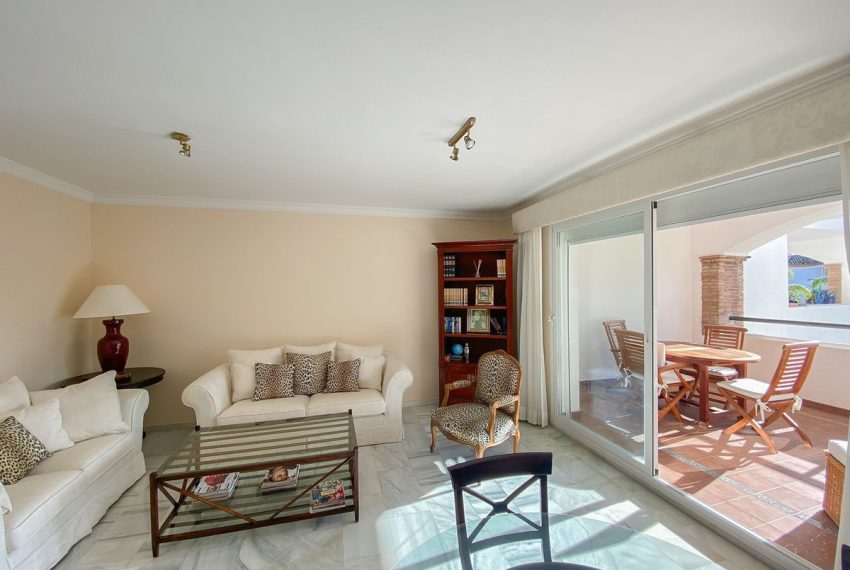 R4394566-Apartment-For-Sale-The-Golden-Mile-Middle-Floor-2-Beds-116-Built-3