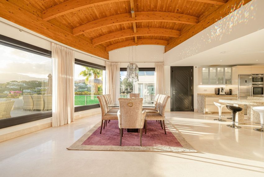 R4503706-Villa-For-Sale-Los-Flamingos-Detached-10-Beds-1081-Built-2