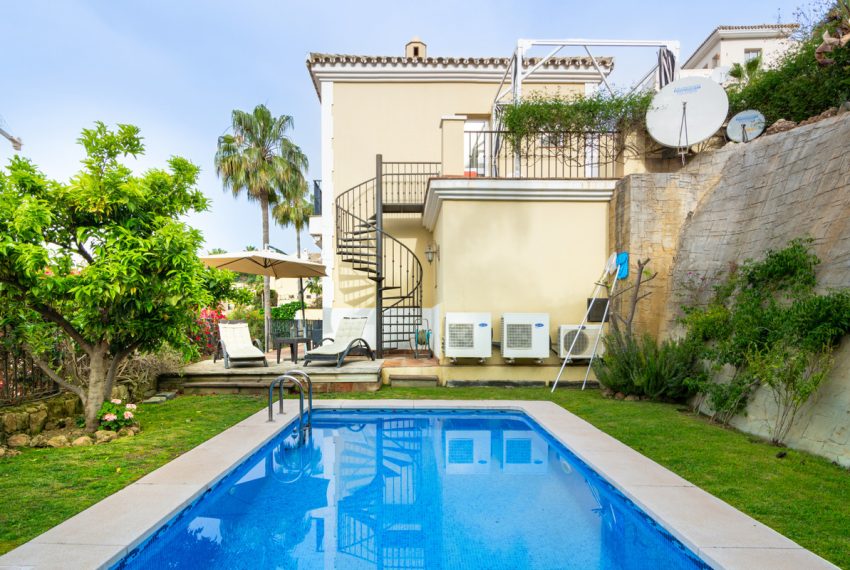 R4686706-Townhouse-For-Sale-Istan-Terraced-4-Beds-288-Built-1