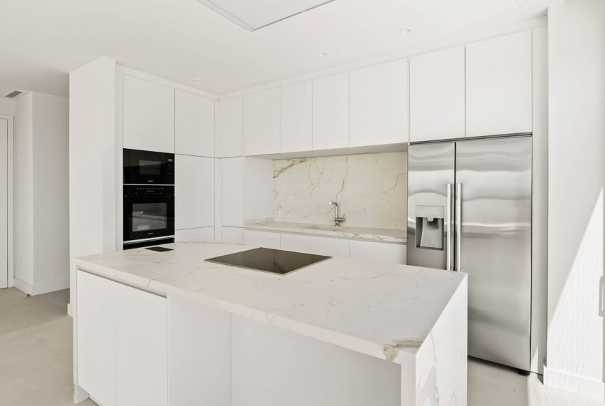 R4893616-Apartment-For-Sale-The-Golden-Mile-Penthouse-Duplex-3-Beds-339-Built-1