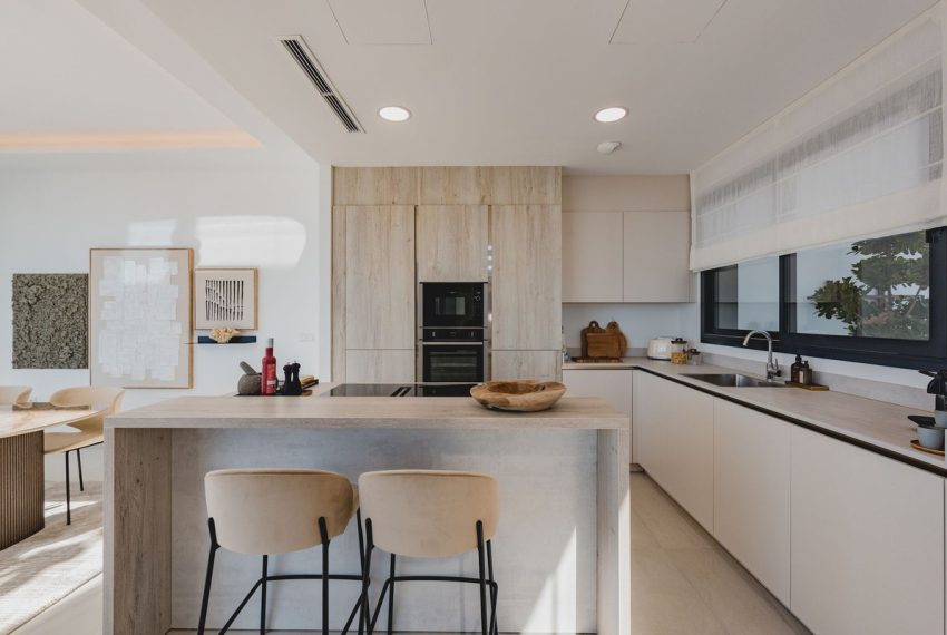 R4902121-Villa-For-Sale-Marbella-Semi-Detached-4-Beds-217-Built-8