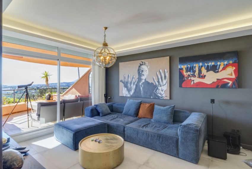 R4937869-Apartment-For-Sale-Nueva-Andalucia-Middle-Floor-4-Beds-199-Built-3