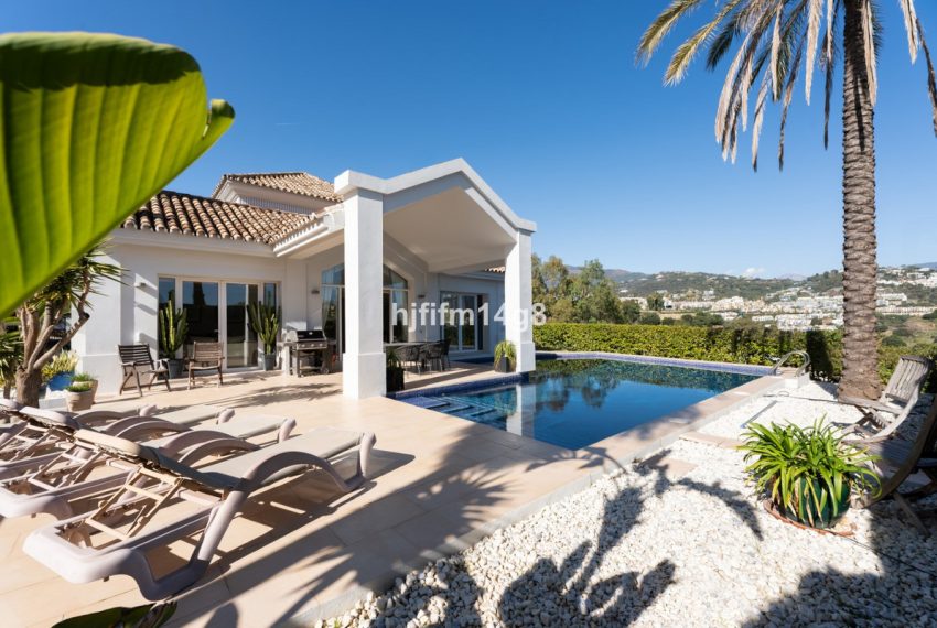 R4942690-Villa-For-Sale-Benahavis-Detached-4-Beds-298-Built-1