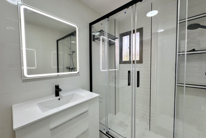 R4942798-Apartment-For-Sale-Estepona-Penthouse-2-Beds-72-Built-10