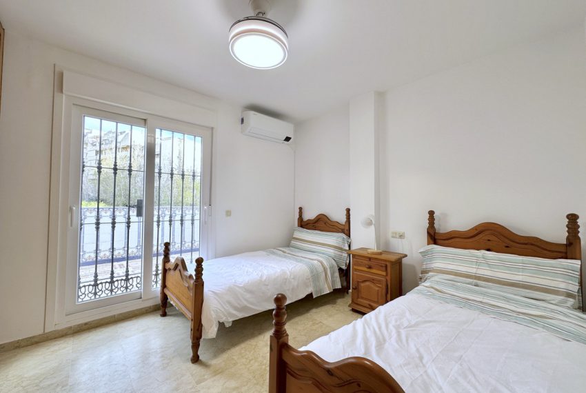 R4942798-Apartment-For-Sale-Estepona-Penthouse-2-Beds-72-Built-11