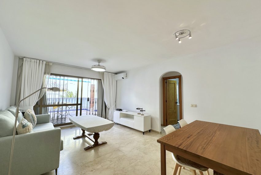 R4942798-Apartment-For-Sale-Estepona-Penthouse-2-Beds-72-Built-2