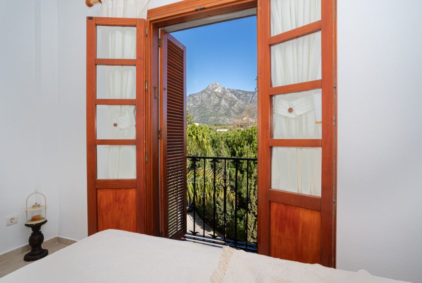 R4953865-Apartment-For-Sale-The-Golden-Mile-Penthouse-3-Beds-204-Built-7