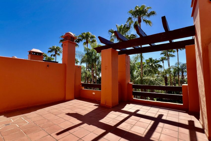 R4969243-Townhouse-For-Sale-The-Golden-Mile-Terraced-3-Beds-283-Built-11