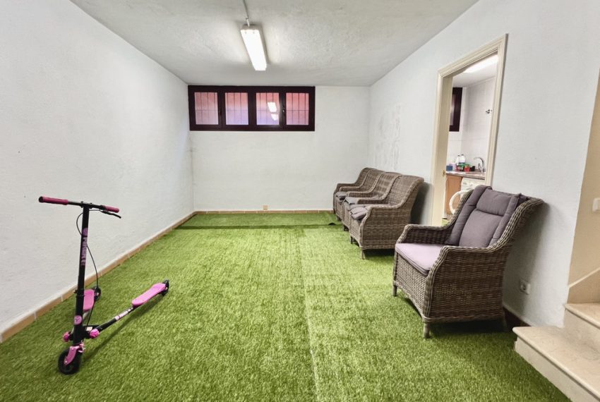 R4969243-Townhouse-For-Sale-The-Golden-Mile-Terraced-3-Beds-283-Built-3