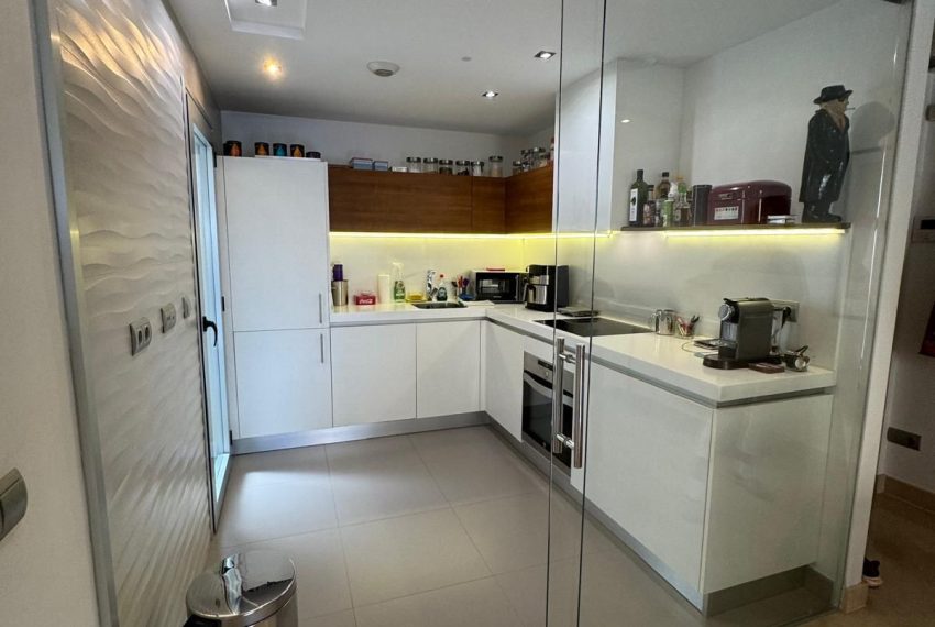 R4969795-Apartment-For-Sale-San-Pedro-de-Alcantara-Middle-Floor-3-Beds-121-Built-3