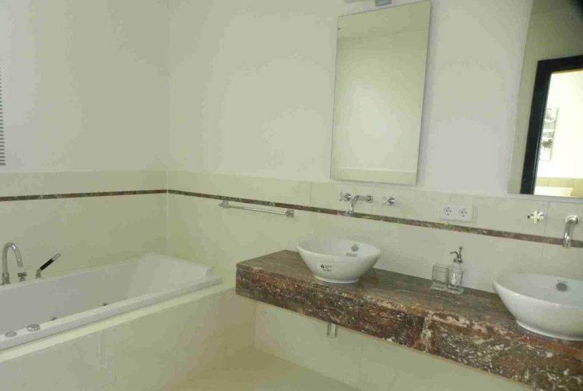 R2662976-Villa-For-Sale-Sierra-Blanca-Semi-Detached-4-Beds-421-Built-2