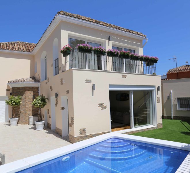 R3266584-Image 1-Detached - 3 Beds - 241 Built