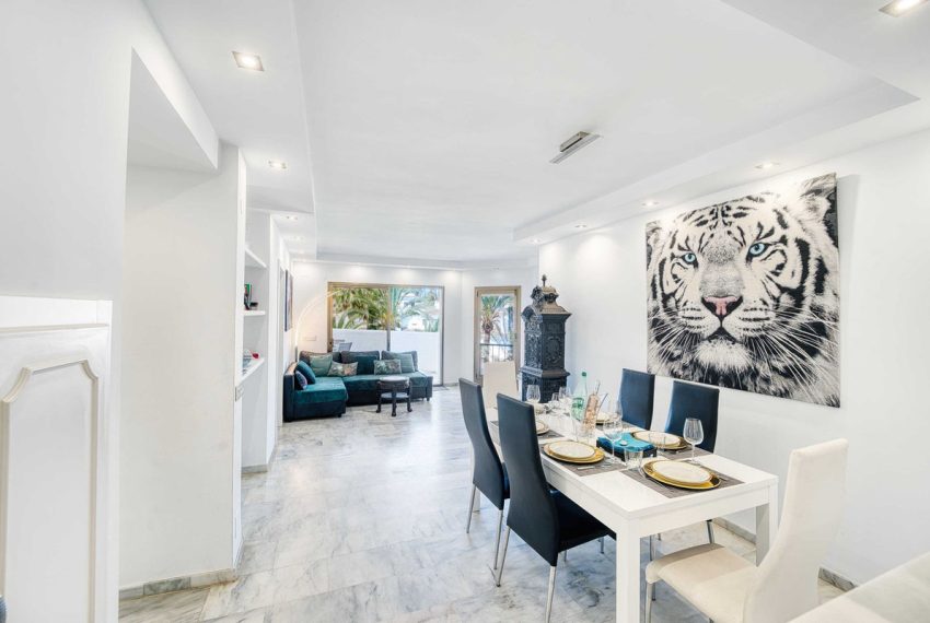 R3501181-Apartment-For-Sale-Elviria-Penthouse-5-Beds-200-Built-15