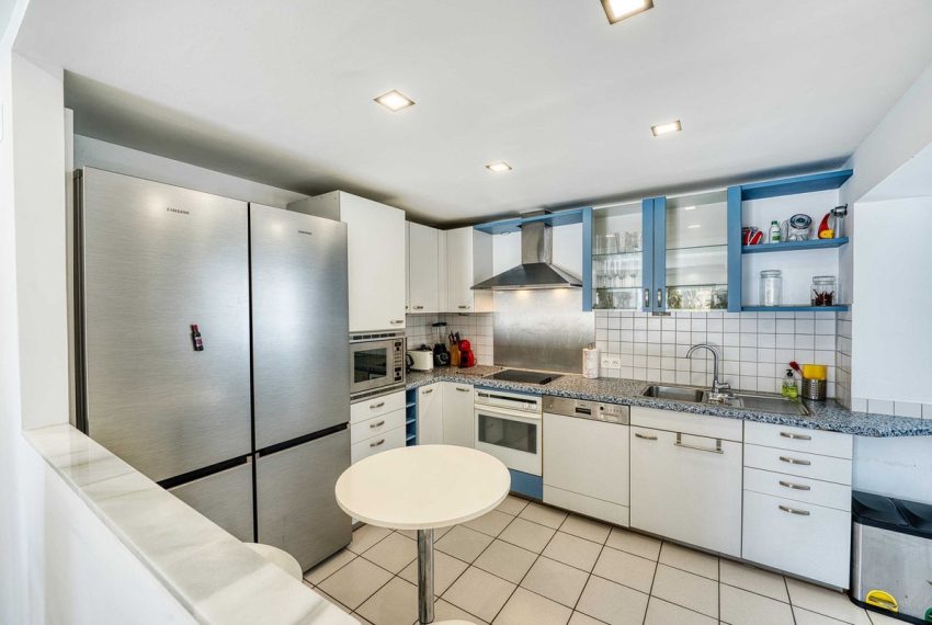 R3501181-Apartment-For-Sale-Elviria-Penthouse-5-Beds-200-Built-18