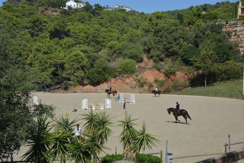 R4123480-Villa-For-Sale-Benahavis-Detached-3-Beds-200-Built-6
