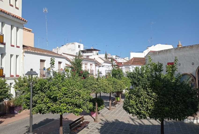 R4153975-Villa-For-Sale-Estepona-Semi-Detached-4-Beds-280-Built-19
