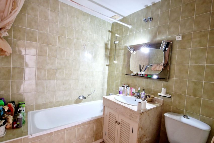 R4252408-Apartment-For-Sale-Estepona-Penthouse-2-Beds-90-Built-16
